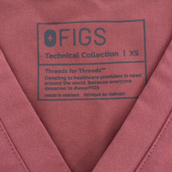 Figs: Catarina One-Pocket Scrub Top. Size XS - Picture 3 of 4